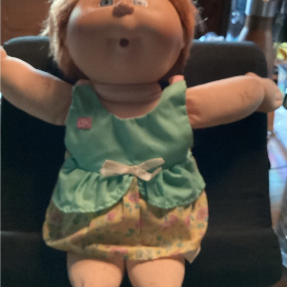 Vintage Cabbage Patch Kids doll. - Picture 5 of 7